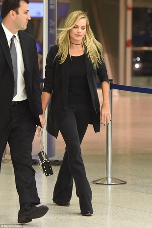 Margot Robbie JFK Airport May 3, 2016