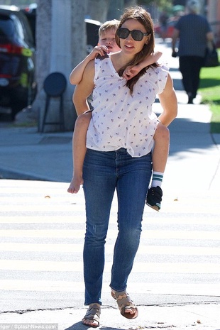 Jennifer Garner With Her Kids September 13, 2018