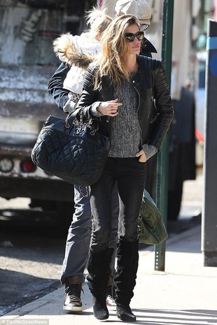 Gisele Bundchen Brunch March 1, 2015