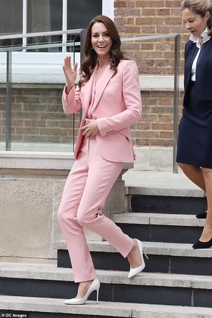 Kate Middleton Foundling Museum & Kinship Charity May 25, 2023