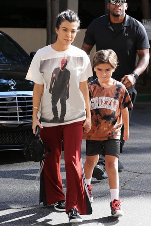 Kourtney Kardashian Taking Mason To Art Class September 12, 2017