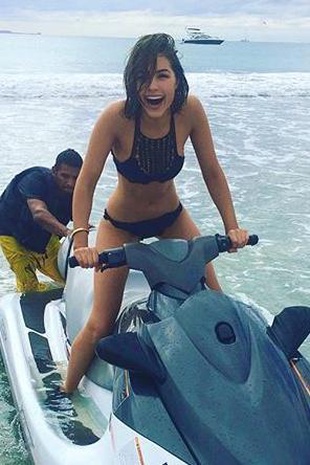 Olivia Culpo Mexico December 31, 2015