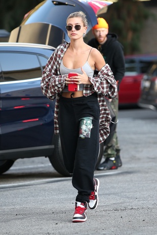 Hailey Bieber Arriving at a Dance Studio January 9, 2020