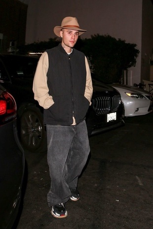 Justin Bieber January 20: Justin Bieber Leaving Il Pastaio in Beverly Hills,california