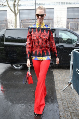 Karlie Kloss Off-White Show in Paris February 28, 2019