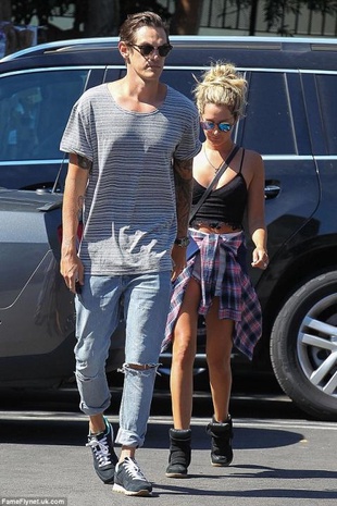 Ashley Tisdale Whole Foods September 21, 2014