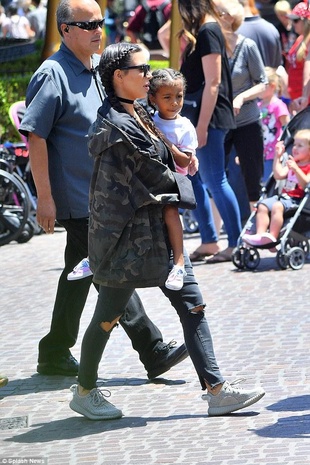 Kim Kardashian West Disneyland June 15, 2016