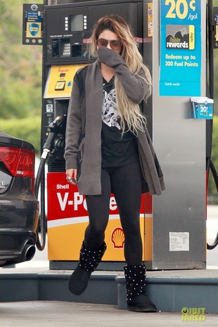 Vanessa Hudgens Getting Gas June 7, 2014