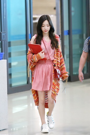 Taeyeon Incheon Airport May 22, 2017