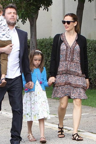 Jennifer Garner Easter Sunday March 27, 2016