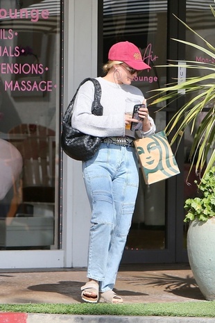 Hilary Duff Beverly Hills April 18, 2023