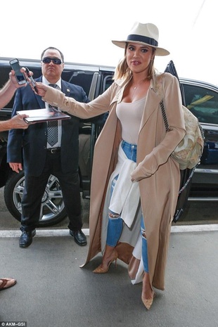 Khloe Kardashian LAX Airport September 13, 2016