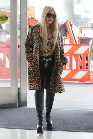 Jessica Simpson LAX Airport October 7, 2024