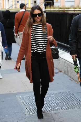 Jessica Alba Shopping at Celine and Yves Saint Laurent Store October 1, 2016