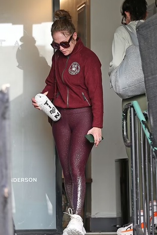 Jennifer Lopez Tracy Anderson Studio December 5, 2023