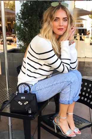 Chiara Ferragni at the Grove Via Instagram November 18, 2016