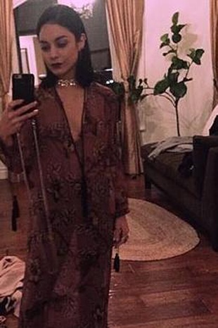 Vanessa Hudgens Instagram Pic November 30, 2015