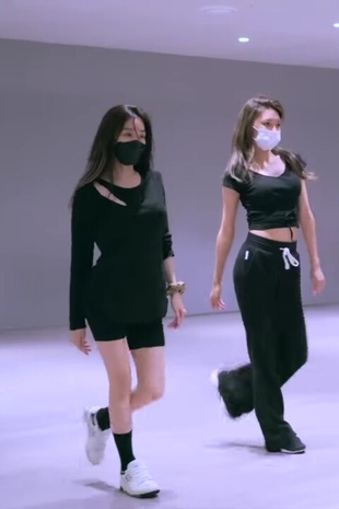 Tiffany Young Forever 1 Dance Practice Behind the Scenes August 31, 2022