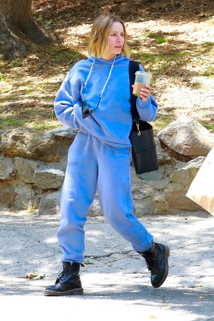 Kristen Bell Griffith Park May 7, 2021