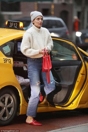 Katie Holmes New York City February 25, 2018