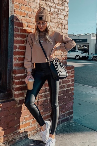 Lauren Bushnell Instagram Pic December 2, 2018