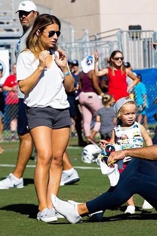 Jessie James Decker Tennessee Titans Training Camp July 30, 2017