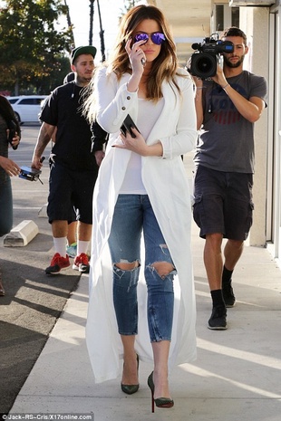 Khloe Kardashian Van Nuys November 19, 2014