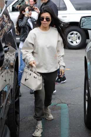 Kourtney Kardashian Calabasas December 23, 2016