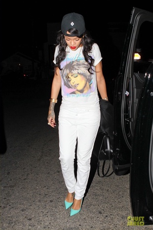 Rihanna at Gjelina Restaurant August 9, 2014