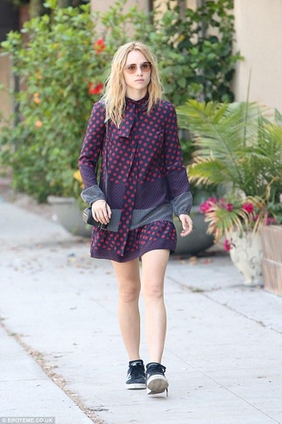 Suki Waterhouse Los Angeles August 25, 2016