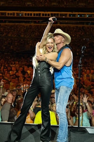 Kelsea Ballerini on Stage with Kenny Chesney April 28, 2024