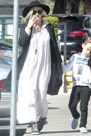 Ashlee Simpson Lunch in Malibu February 28, 2015