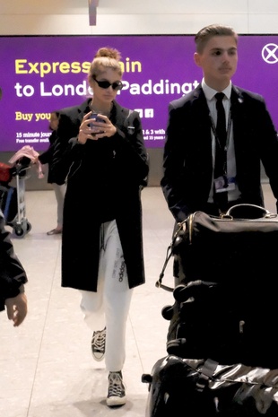 Kaia Gerber Heathrow Airport October 31, 2018