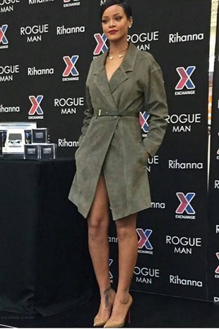 Rihanna Rogue Man Launch in Fairfax County, Virginia December 12, 2014