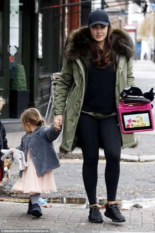 Tamara Ecclestone with Her Daughter November 2016