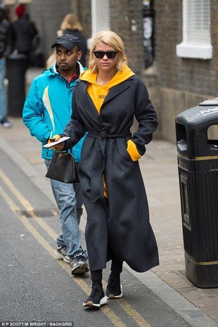 Sofia Richie London November 16, 2017