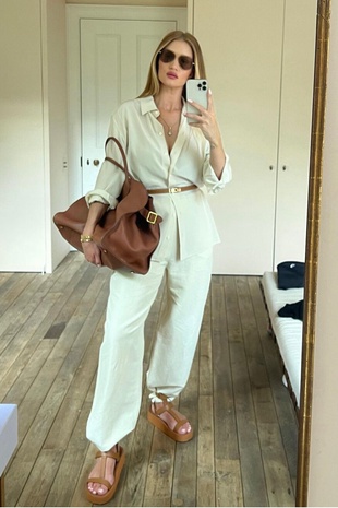 Rosie Huntington-Whiteley Selfie Series June 29, 2022