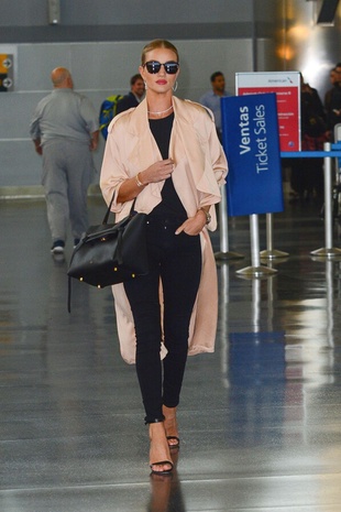 Rosie Huntington-Whiteley LAX April 27, 2016