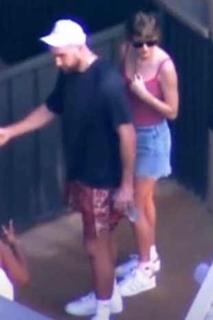 Taylor Swift Sydney Zoo with Travis Kelce February 21, 2024