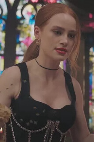 Madelaine Petsch Riverdale 5X16 Band of Brothers September 15, 2021