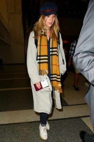 Suki Waterhouse LAX Airport May 31, 2015