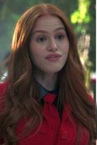 Madelaine Petsch Riverdale 6X01 Welcome to Rivervale November 16, 2021