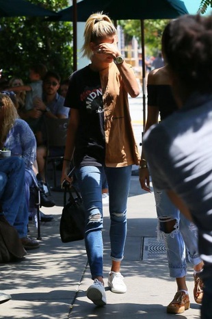 Hailey Baldwin with Madison Beer August 8, 2016