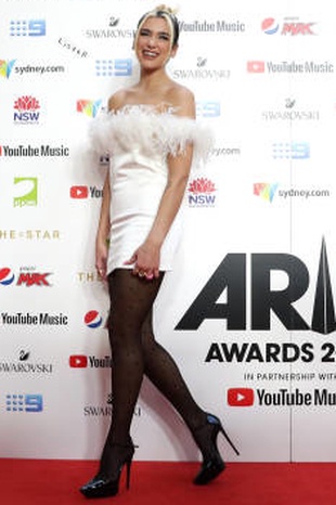 Dua Lipa Aria Awards 2019 November 27, 2019