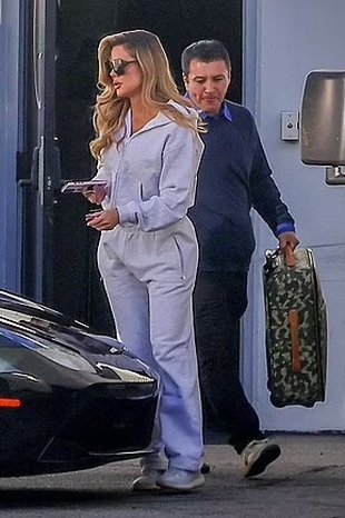 Khloe Kardashian Los Angeles December 8, 2023