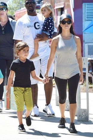 Kourtney Kardashian Calabasas September 19, 2015