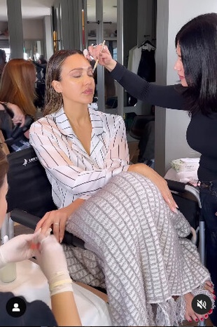 Jessica Alba Getting Ready for Vanity Fair Oscar Party March 10, 2024