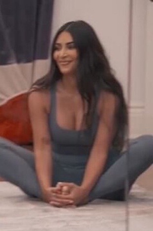 Kim Kardashian West Keeping Up with the Kardashians 20.06 April 22, 2021