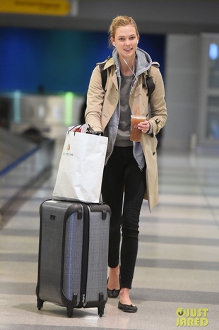 Karlie Kloss LAX Airport November 24, 2014