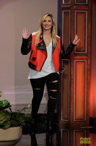 Demi Lovato the Tonight Show with Jay Leno September 17, 2013